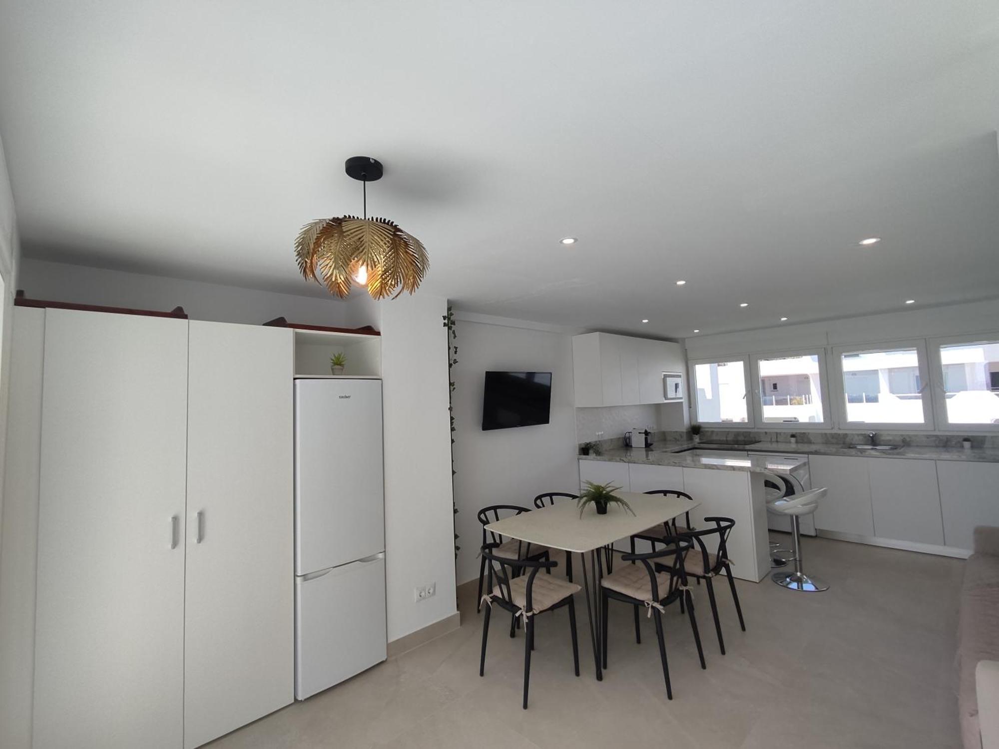Ferienwohnung Front Sea View Penthouse Estepona Exterior foto