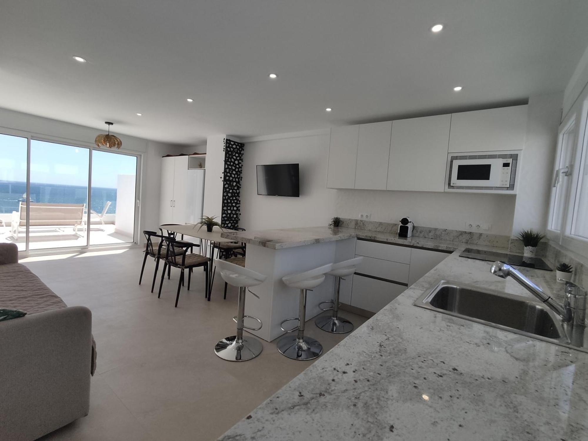 Ferienwohnung Front Sea View Penthouse Estepona Exterior foto